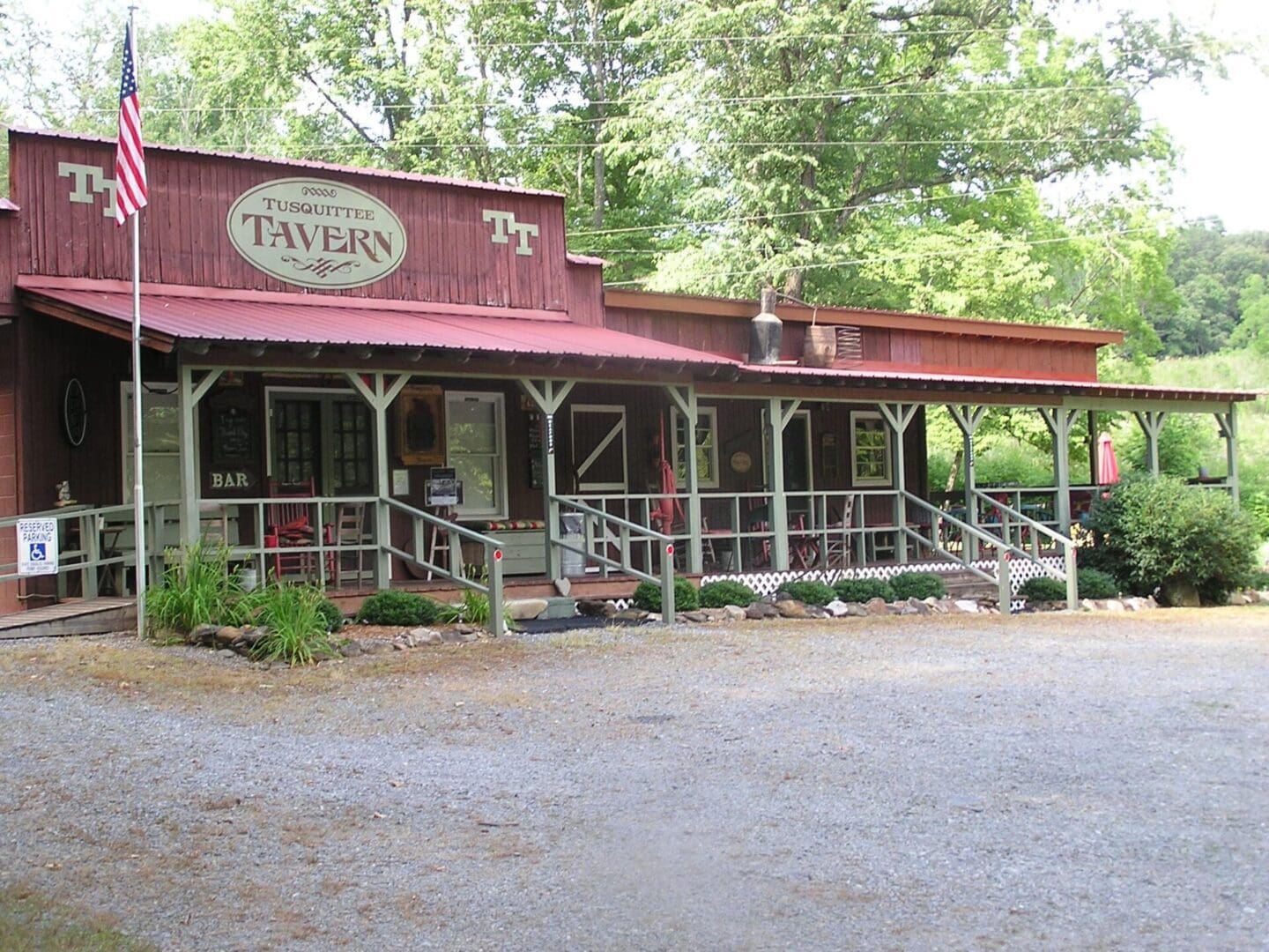 Tusquittee Tavern