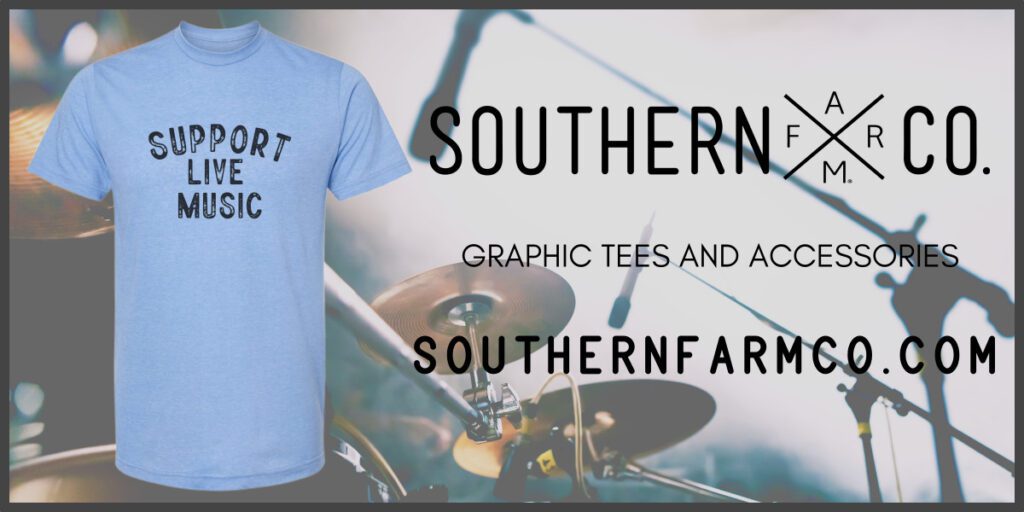 A t-shirt that says " southern apparel ".