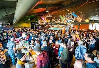 LIVE Music NYE at Rhythm and Brews