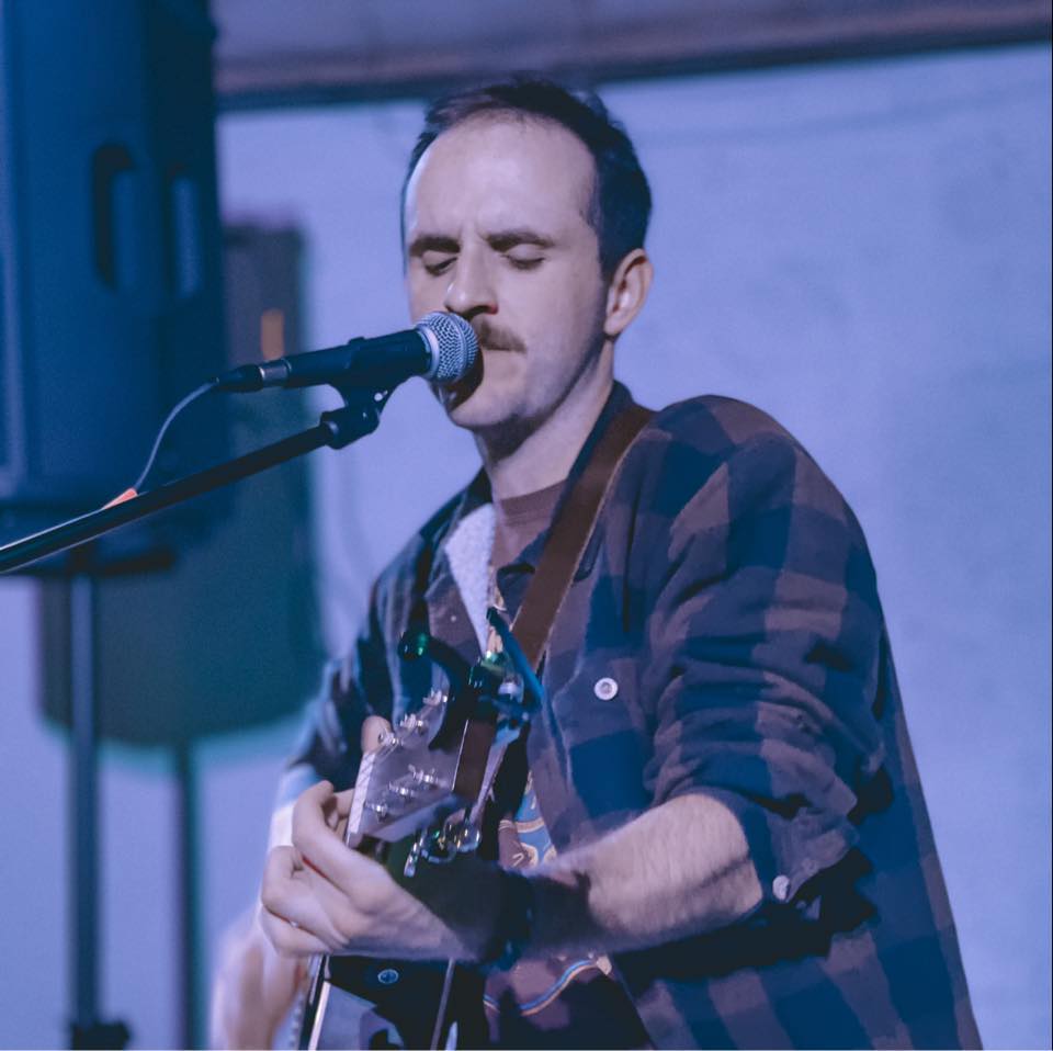 Ryan Lang LIVE at Pique Nique Restaurant