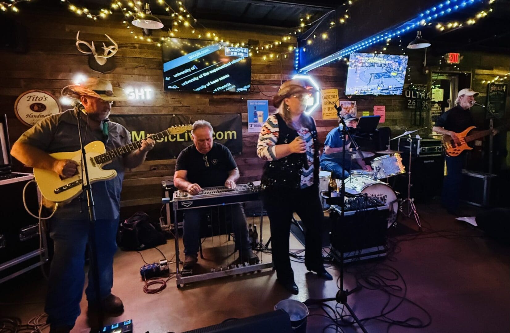 County Line Live at the VFW - Decatur