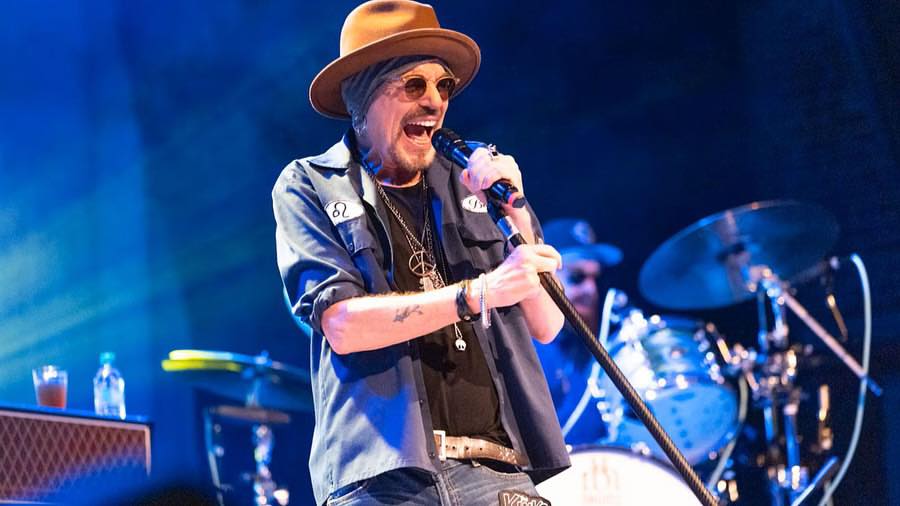 Billy Bob Thornton & the Boxmasters live at Sand Mountain